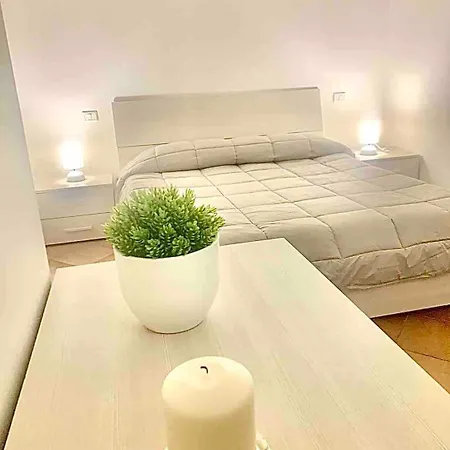 Apartment Luminoso In Centro Dentro Le Mura